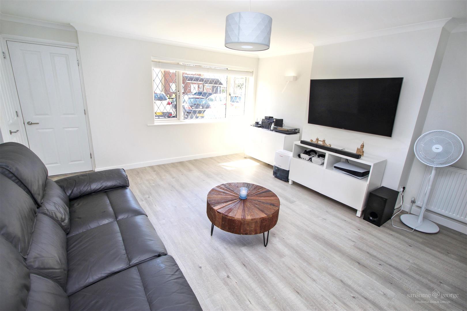 Meadow Way, Theale, Reading